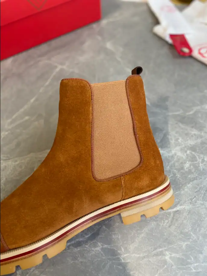 CHRISTIAN-LOUBOUTIN-HIGH-TOP-SNEAKER-CL177-5.webp