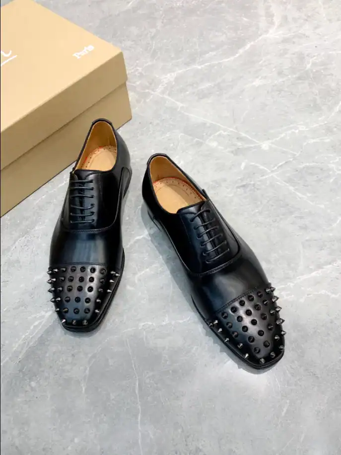 CHRISTIAN-LOUBOUTIN-SHOES-LDC023-3.webp
