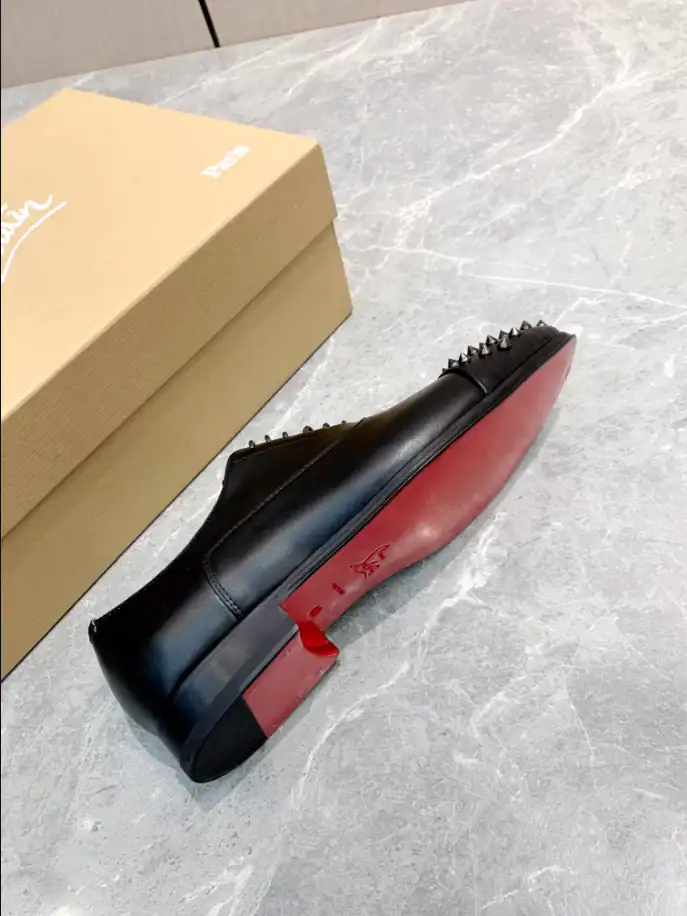 CHRISTIAN-LOUBOUTIN-SHOES-LDC023-4.webp
