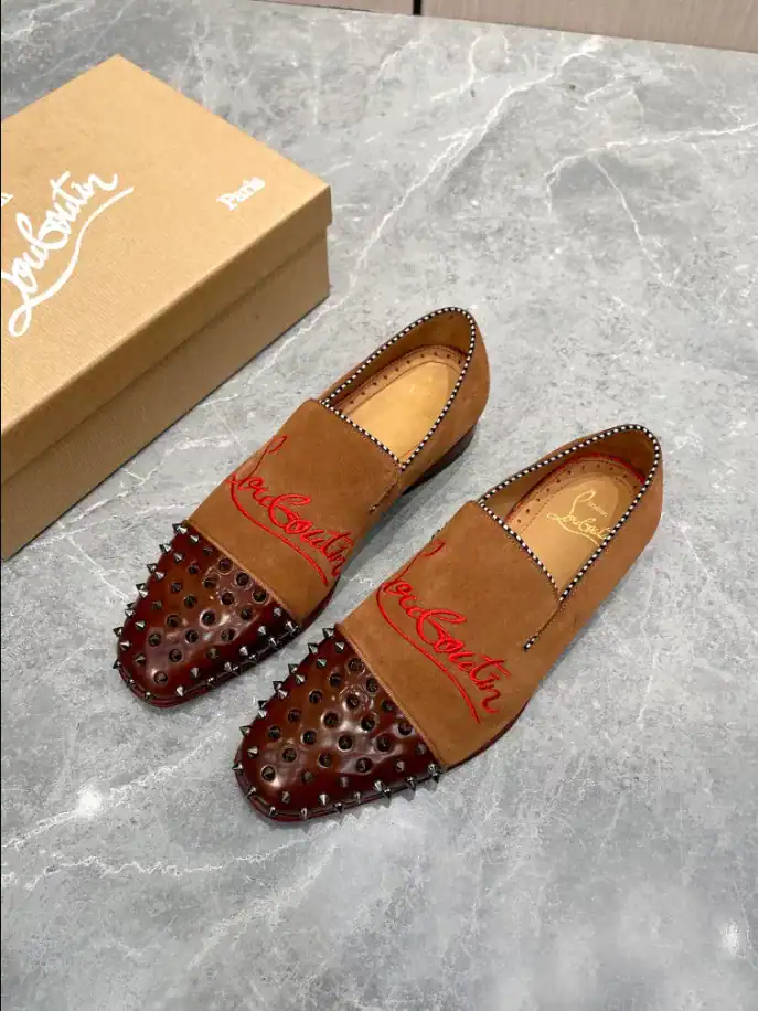CHRISTIAN-LOUBOUTIN-SPOOKY-LOAFERS-LDC025-13.webp
