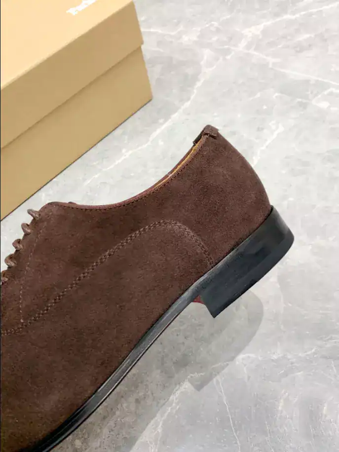 CHRISTIAN-LOUBOUTIN-SURCITY-LDC020-8.webp