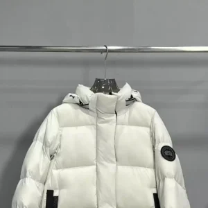 Canada-Goose-Byward-Parka-Black-Label-CG024-6.webp