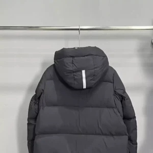 Canada-Goose-Byward-Parka-Black-Label-CG025-1.webp