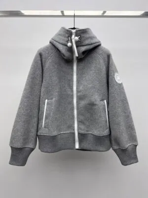 Canada-Goose-Chilliwack-Bomber-Kind-Fleece-HUMANATURE-CG018.jpg
