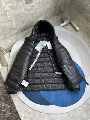 Canada-Goose-Crofton-Hoody-Jacket-CG021-5.webp