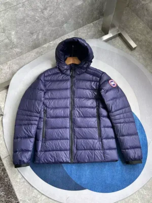 Canada-Goose-Crofton-Hoody-Jacket-CG022-3.webp