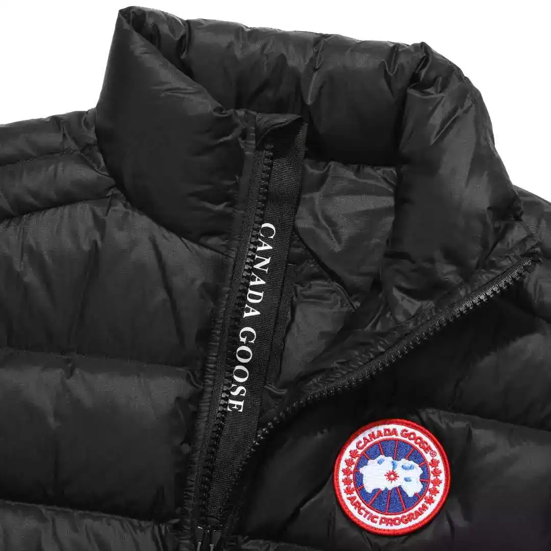Canada-Goose-Crofton-Vest-CG038-8.webp