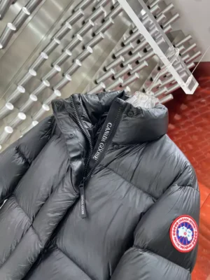 Canada-Goose-Cypress-Cropped-Puffer-Jacket-CG002-4.webp