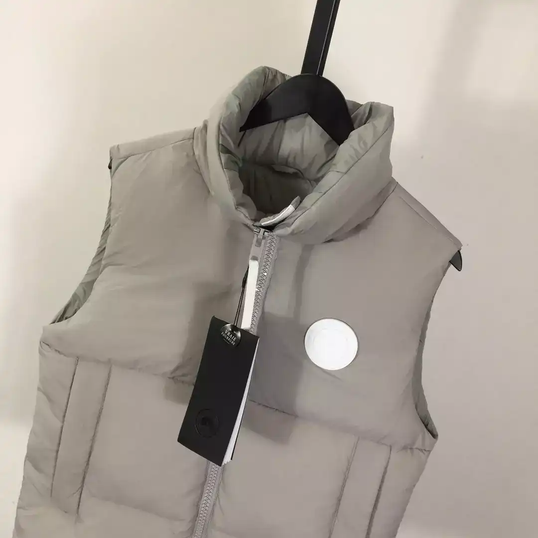 Canada-Goose-Everett-Vest-Pastels-CG014-6.webp