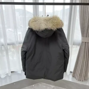 Canada-Goose-Expedition-Parka-CG032-5.webp
