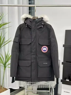 Canada-Goose-Expedition-Parka-Heritage-CG041-2.webp