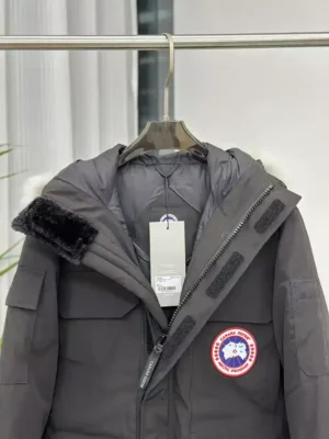 Canada-Goose-Expedition-Parka-Heritage-CG041-5.webp