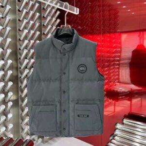 Canada-Goose-Freestyle-Crew-Vest-Black-Label-CG046.jpg