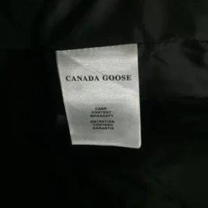 Canada-Goose-Jacket-CG081-7.webp