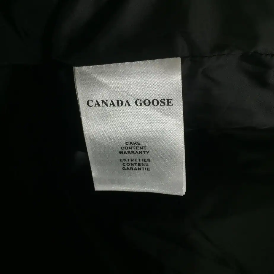 Canada-Goose-Jacket-CG081-7.webp
