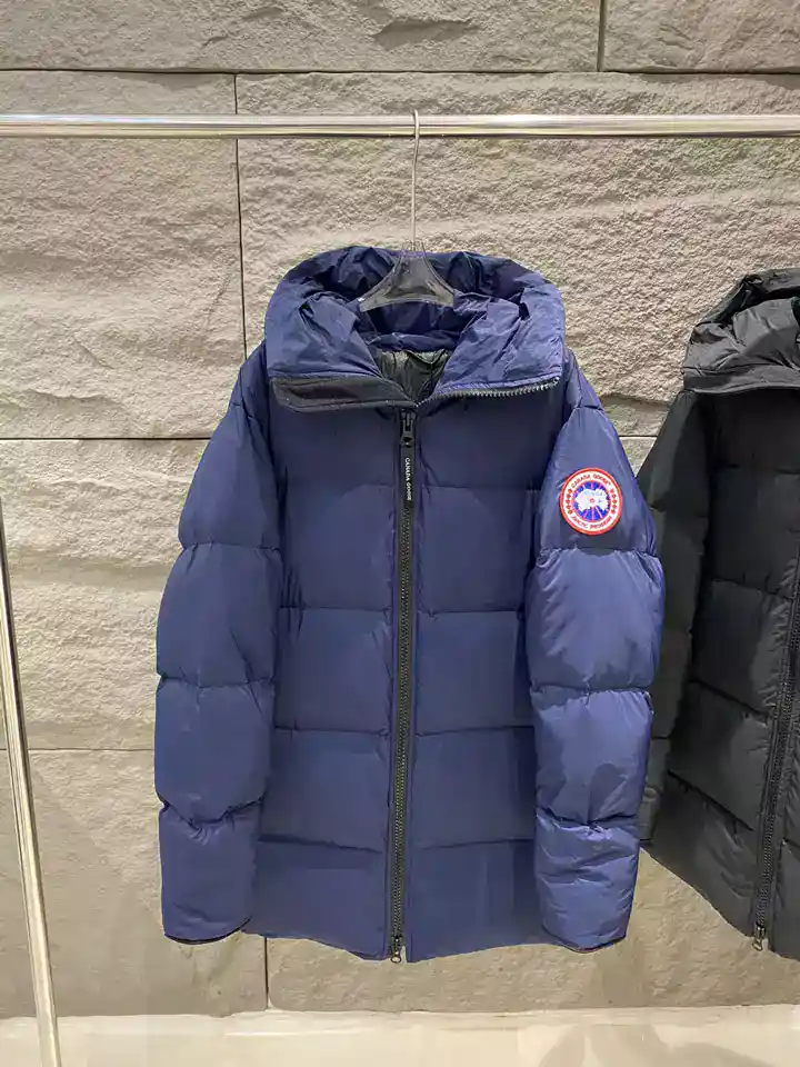 Canada-Goose-Lawrence-Puffer-Jacket-CG019-1.webp