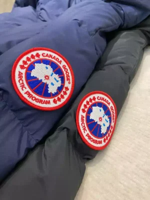 Canada-Goose-Lawrence-Puffer-Jacket-CG019-4.webp