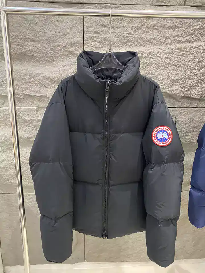 Canada-Goose-Lawrence-Puffer-Jacket-CG020-6.webp