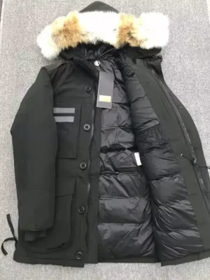 Canada-Goose-Macculloch-Parka-Black-Label-CG045-4.webp
