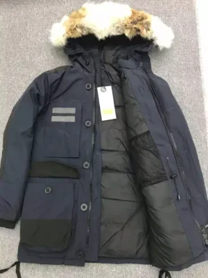 Canada-Goose-Macculloch-Parka-CG043-3.webp