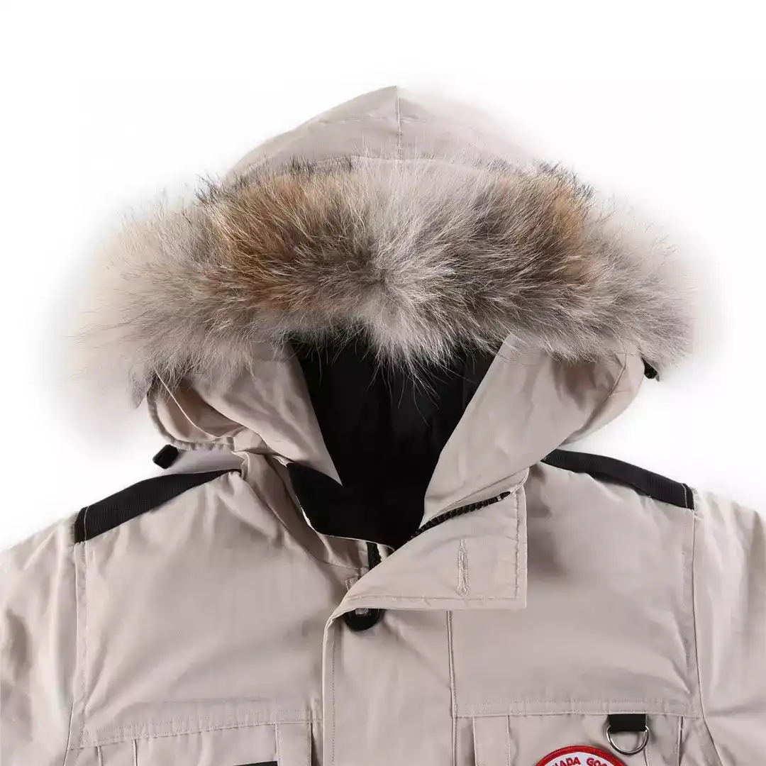 Canada-Goose-Macculloch-Parka-CG044-7.webp