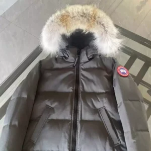 Canada-Goose-Mystique-Parka-CG069-1.webp