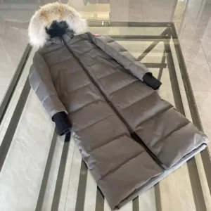 Canada-Goose-Mystique-Parka-CG069-4.webp