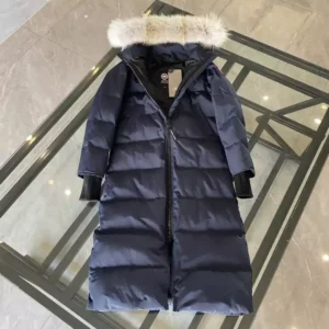 Canada-Goose-Mystique-Parka-CG072-5.webp
