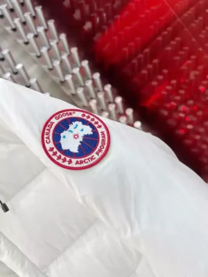 Canada-Goose-Parka-CG053-8.webp