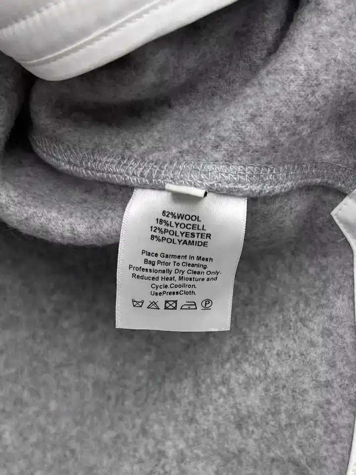 Canada-Goose-Severn-Fleece-Half-Zip-Sweater-CG013-3.webp