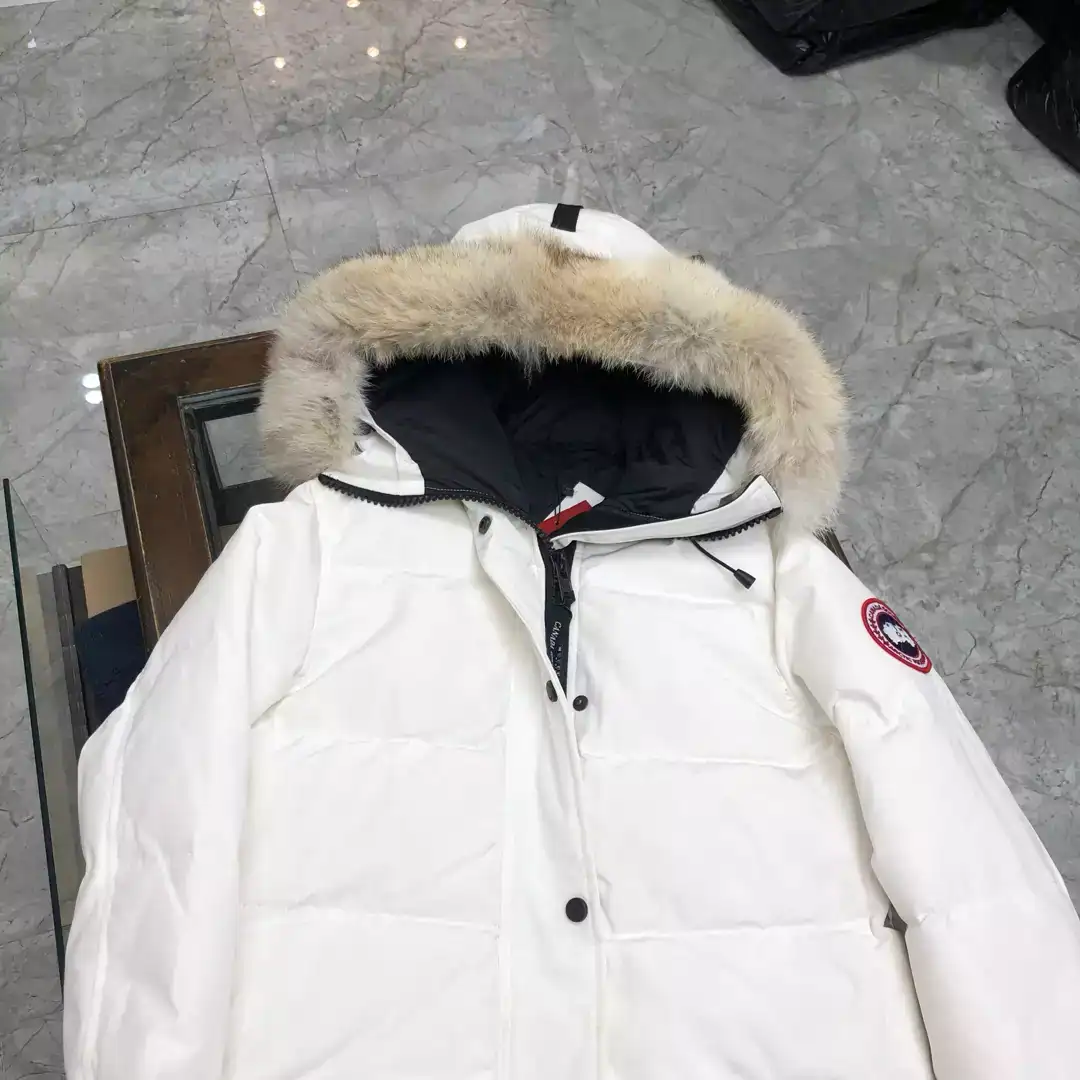 Canada-Goose-Shelburne-Parka-CG059-6.webp