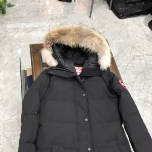 Canada-Goose-Shelburne-Parka-CG061-5.webp