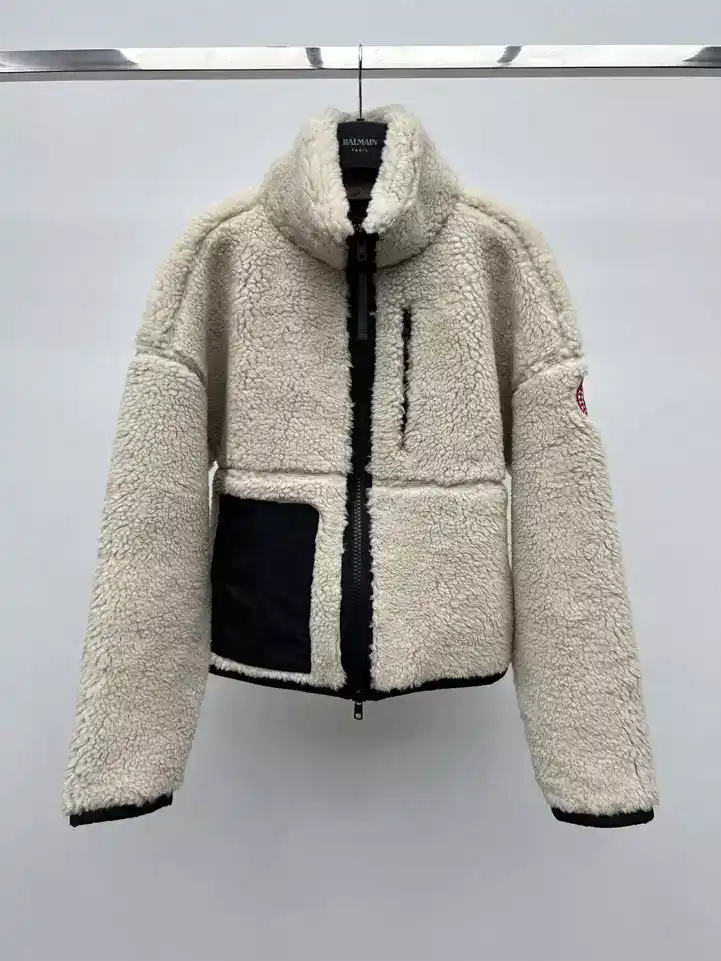 Canada-Goose-Simcoe-Zip-Up-Fleece-Sweater-CG017-5.webp