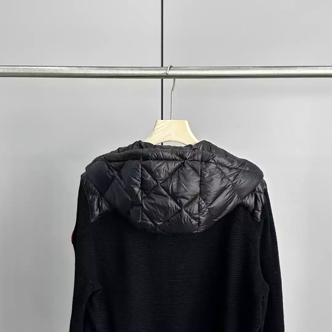 Canada-Goose-Womens-Hybridge-Quilted-Knit-Hoody-CG051-6.webp