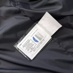 Canada-Goose-Wyndham-Parka-Heritage-CG026-7.webp
