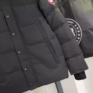Canada-Goose-Wyndham-Parka-Heritage-CG027-4.webp