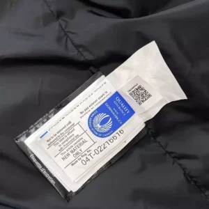 Canada-Goose-Wyndham-Parka-Heritage-CG028-4.webp
