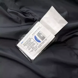 Canada-Goose-Wyndham-Parka-Heritage-CG028-8.webp
