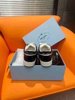 DOWNTOWN-LEATHER-SNEAKERS-IN-WHITE-AND-LACQUER-BLACK-PRD008-7.webp