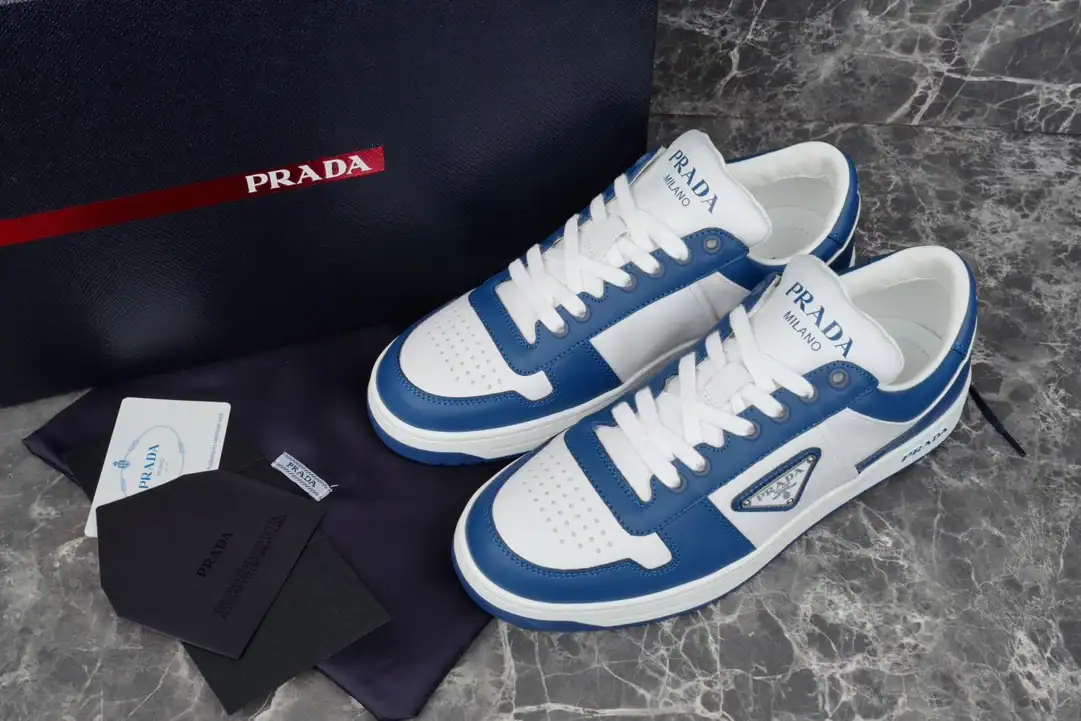 DOWNTOWN-LEATHER-SNEAKERS-IN-WHITE-AND-LACQUER-BLUE-PRD011-5.webp