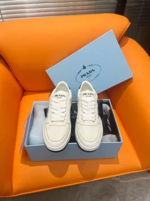 DOWNTOWN-LEATHER-SNEAKERS-IN-WHITE-PRD010-9.webp