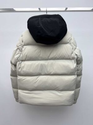 MONCLER-JACKET-MJ001-1-2.jpg