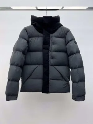 MONCLER-JACKET-MJ003-1-1.jpg