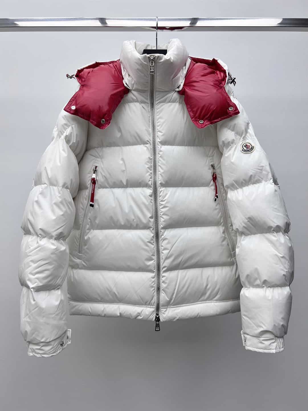 MONCLER-JACKET-MJ008-1-1.jpg