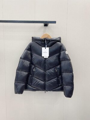 MONCLER-JACKET-MJ026-1-1-1.jpg