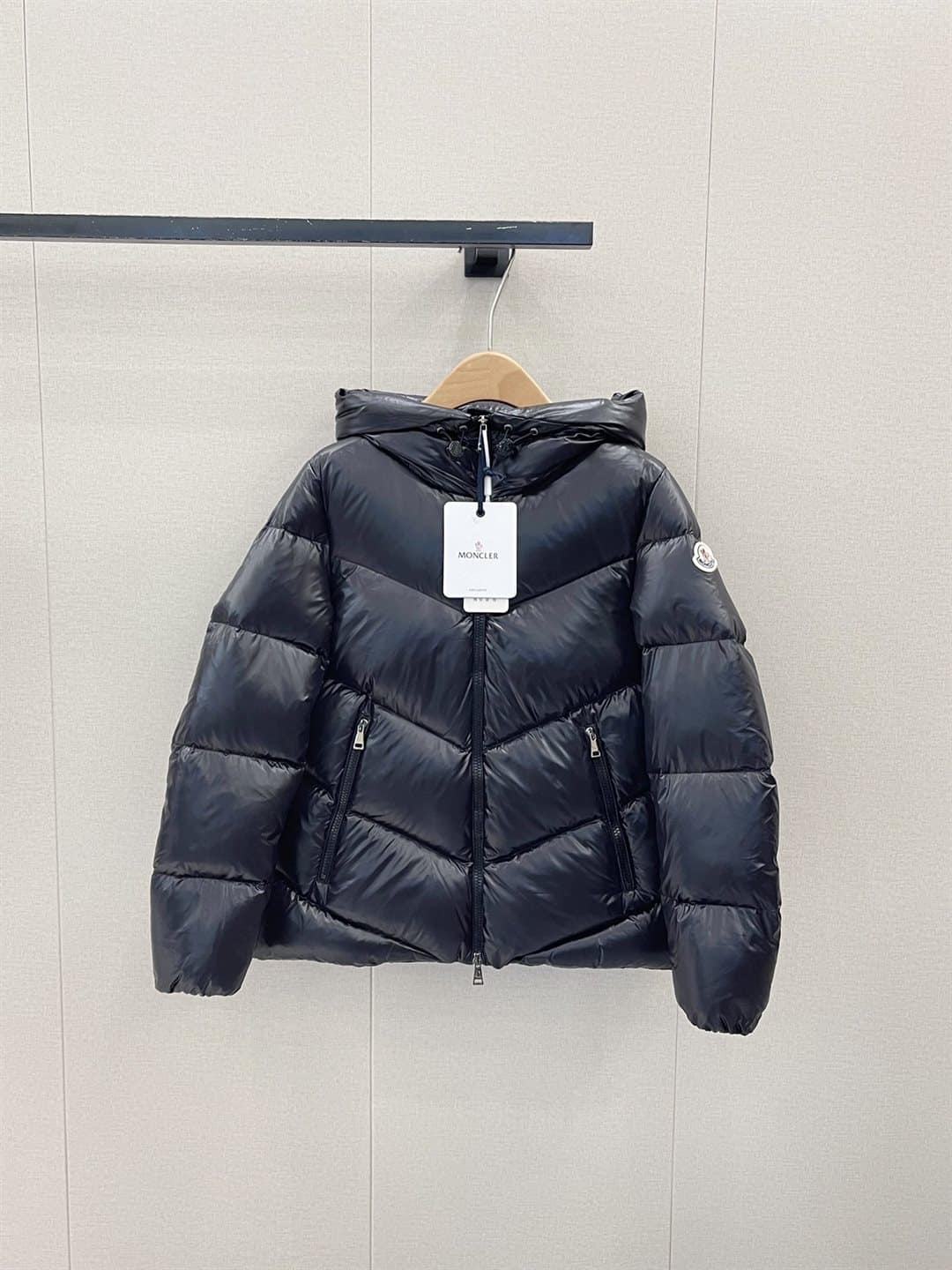 MONCLER-JACKET-MJ026-1-1-1.jpg