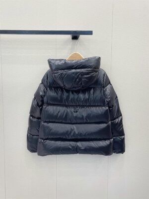 MONCLER-JACKET-MJ026-1-2-1.jpg
