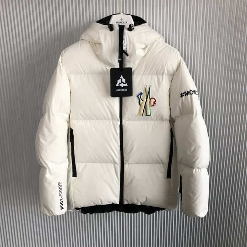 MONCLER JACKET – ST038