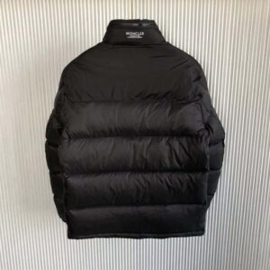 MONCLER-JACKET-MJ043-1-2.jpg