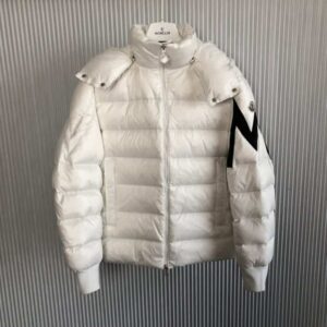 MONCLER-JACKET-MJ046-1-1.jpg